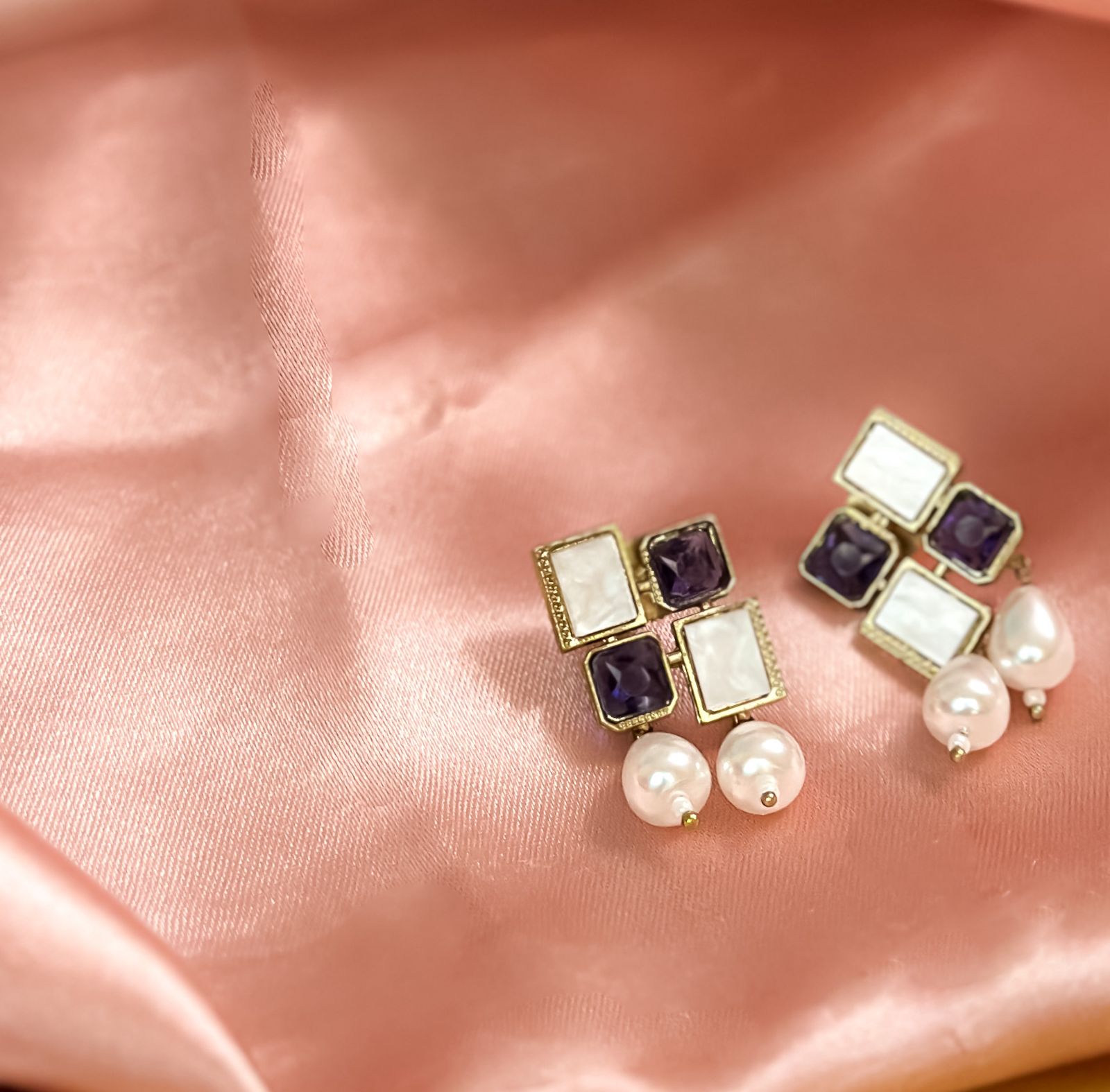  Pearl Cascade Studs 